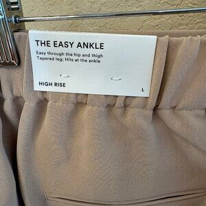 Ann Taylor Khaki Cropped Pants